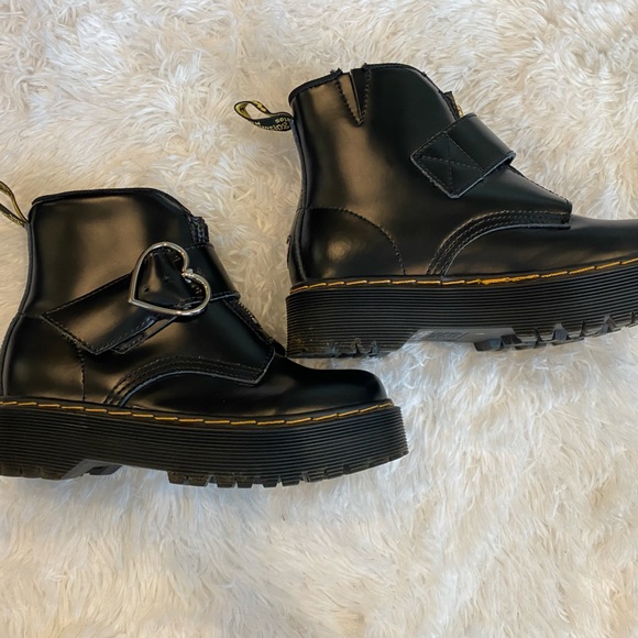 Shoes - Dr.Marten Heart Leather Platform Boots!